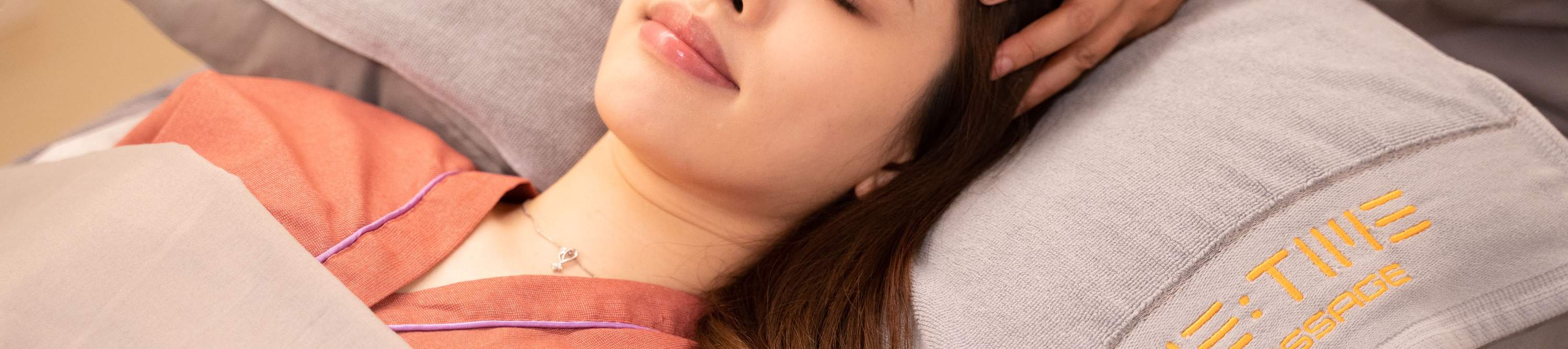 Me Time Massage, großes zweistöckiges Massagegeschäft, Causeway Bay, Hongkong Spa. Hongkong Massage